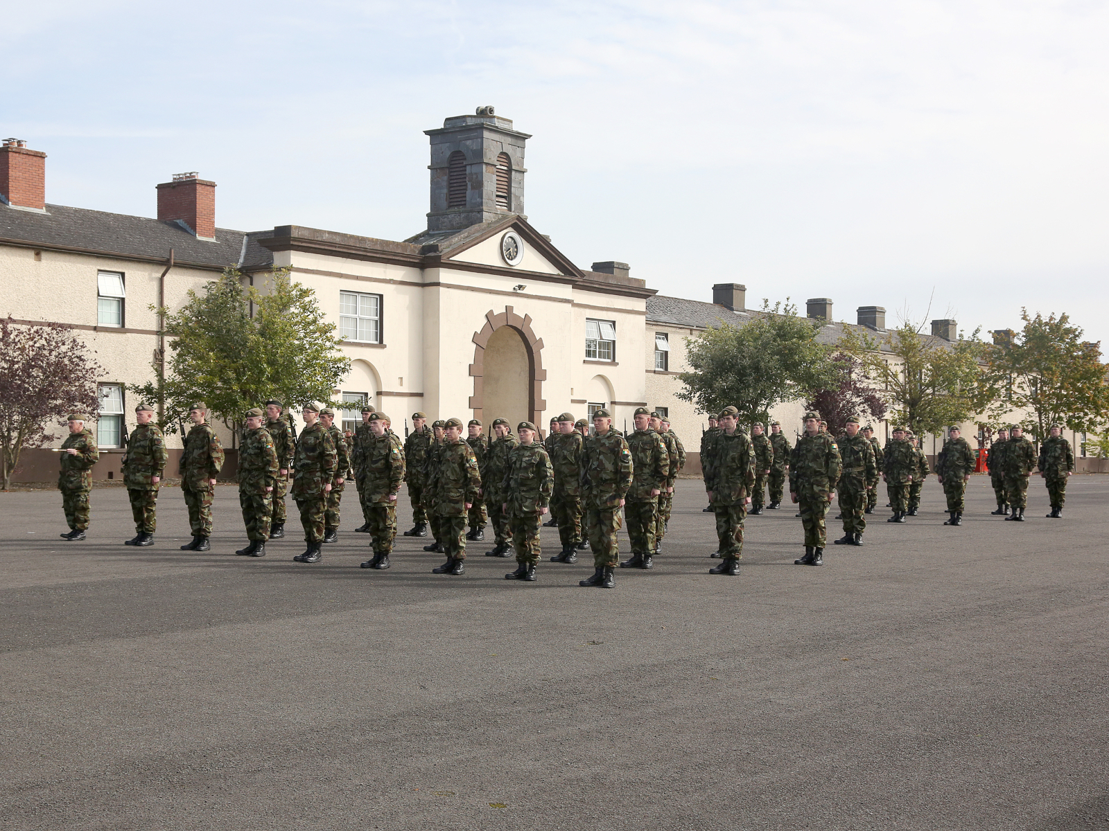Recruits_and_Potential_NCOs_of_the_1_Southern_Brigade_RDF_who_had_their_Passing_Out_Parade_in_Stephens_Barracks_Kilkenny_(8018906043) (1)